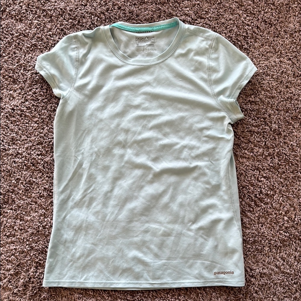 Patagonia Women's Light Green Top